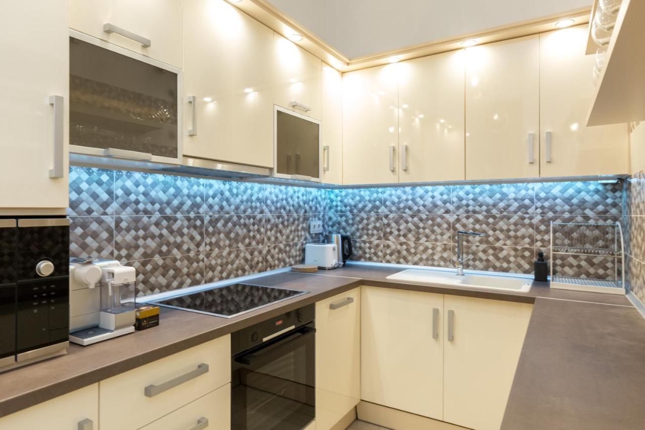 City Center Grand Luxury W 2Br/2Bt Budapest Exterior foto